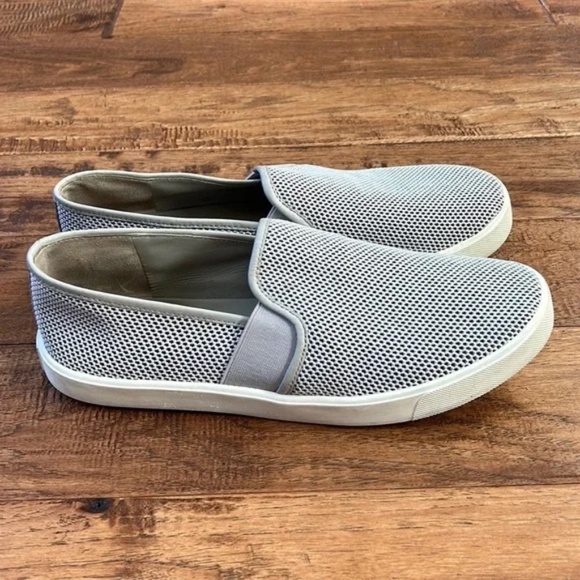 Vince Preston B Perforated Slip-On Sneakers Gray Women's Size 8.5 - Picture 3 of 12